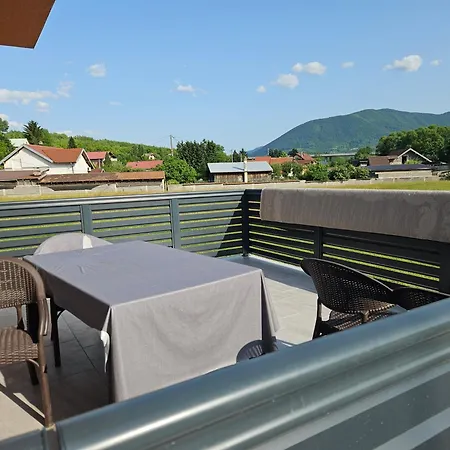 House In A Quiet Neighborhood With A Huge Garden Villa