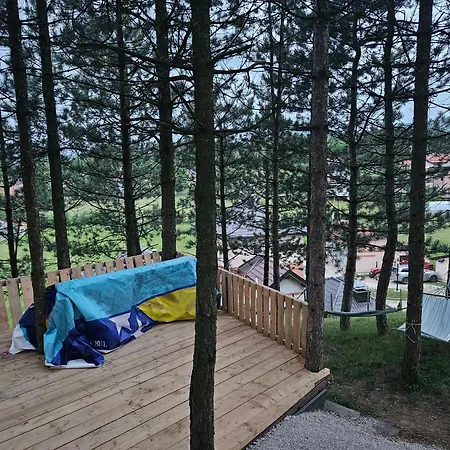 House In A Quiet Neighborhood With A Huge Garden ヴィラ Vidovici