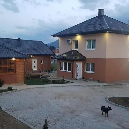 House In A Quiet Neighborhood With A Huge Garden * Vidovici